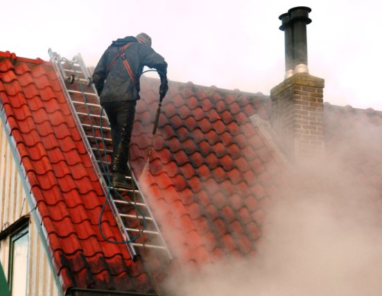 Dakreinigen dakpannen