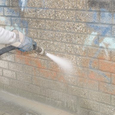 Graffiti en verf verwijderen